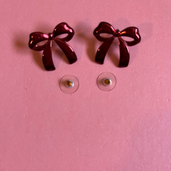 Red Bow fashion earrings for women, great condition perfect for any occasion - Picture 2 of 5